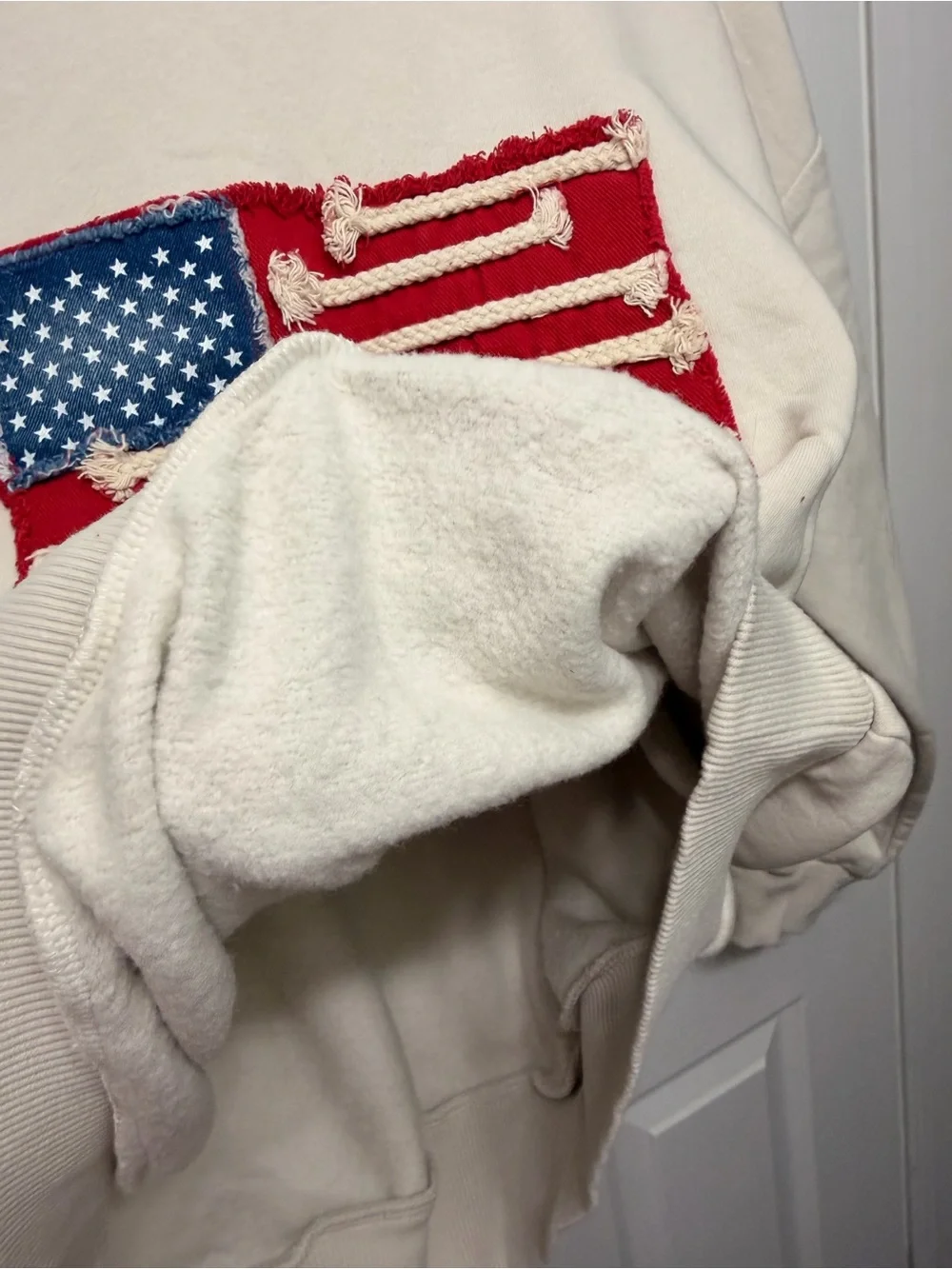 Women’s Crewneck American Flag Graphic Pullover Sweatshirt - Medium - Picture 3 of 5